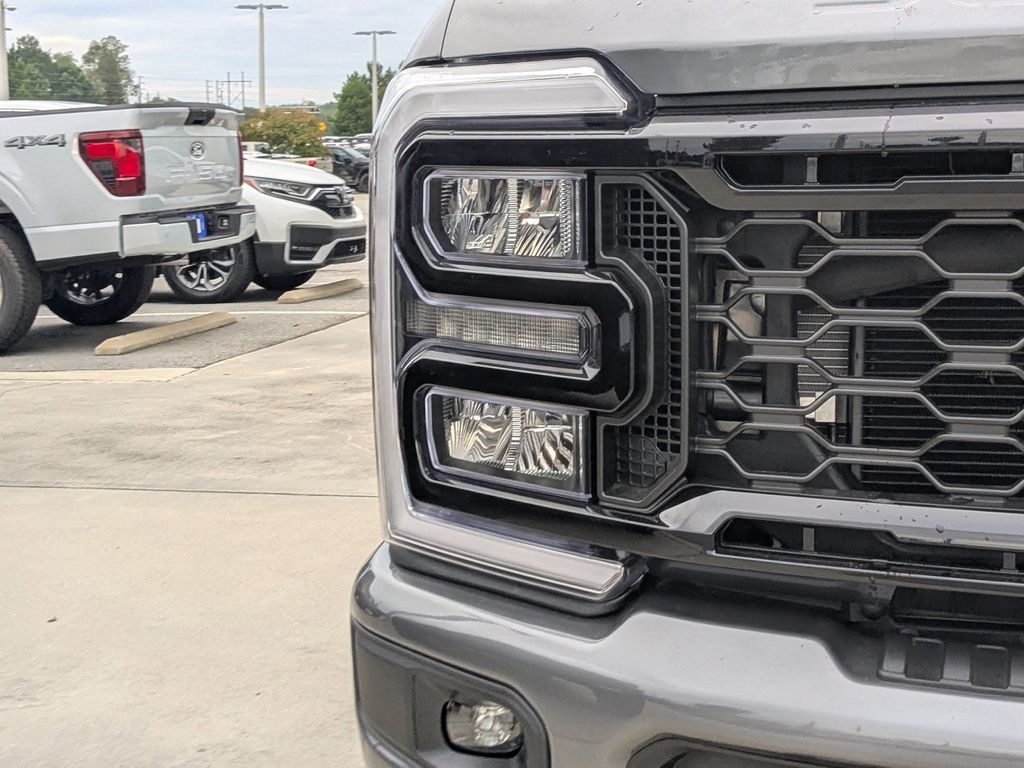 2025 Ford F-250 LARIAT