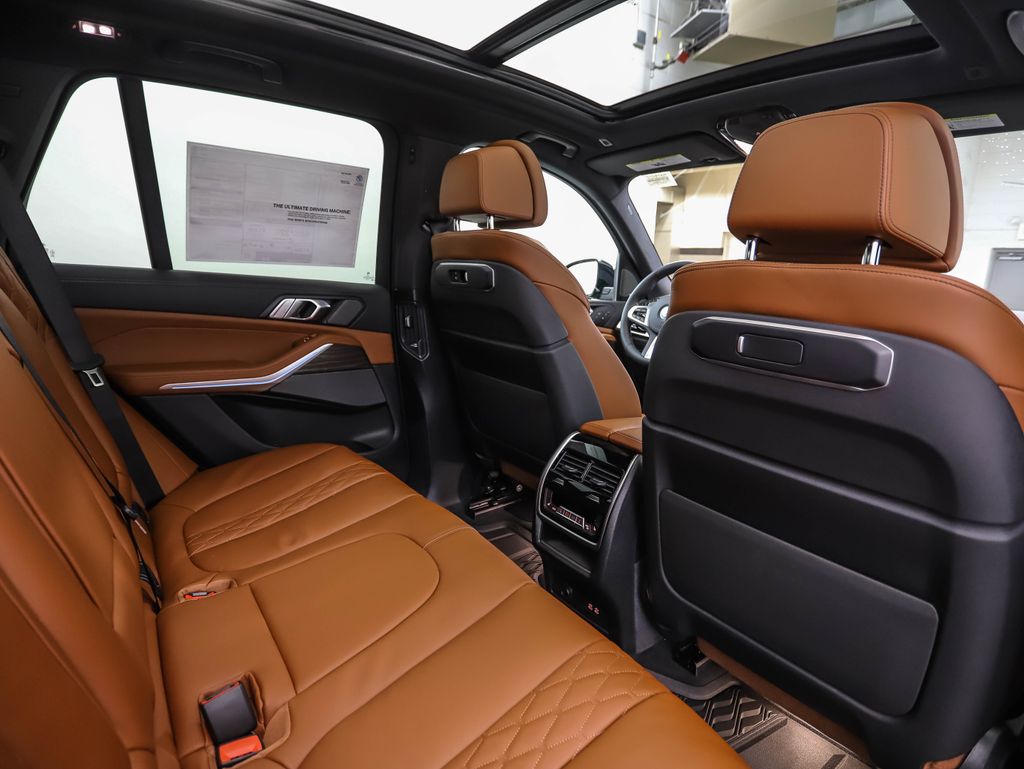 Thumbnail: 2026 BMW X5 - 26