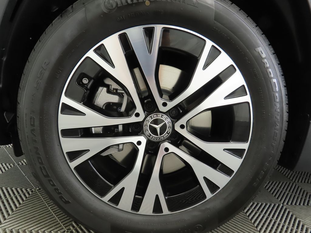 Thumbnail: 2025 Mercedes-Benz GLA - 30