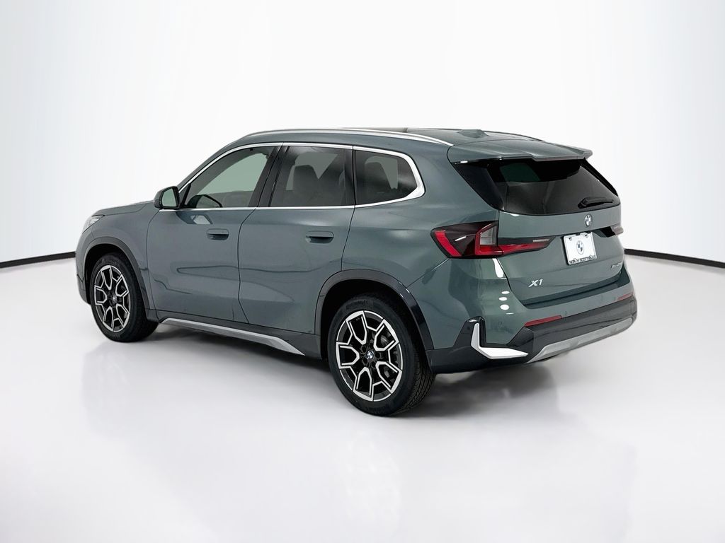 Thumbnail: 2027 BMW X1 - 7