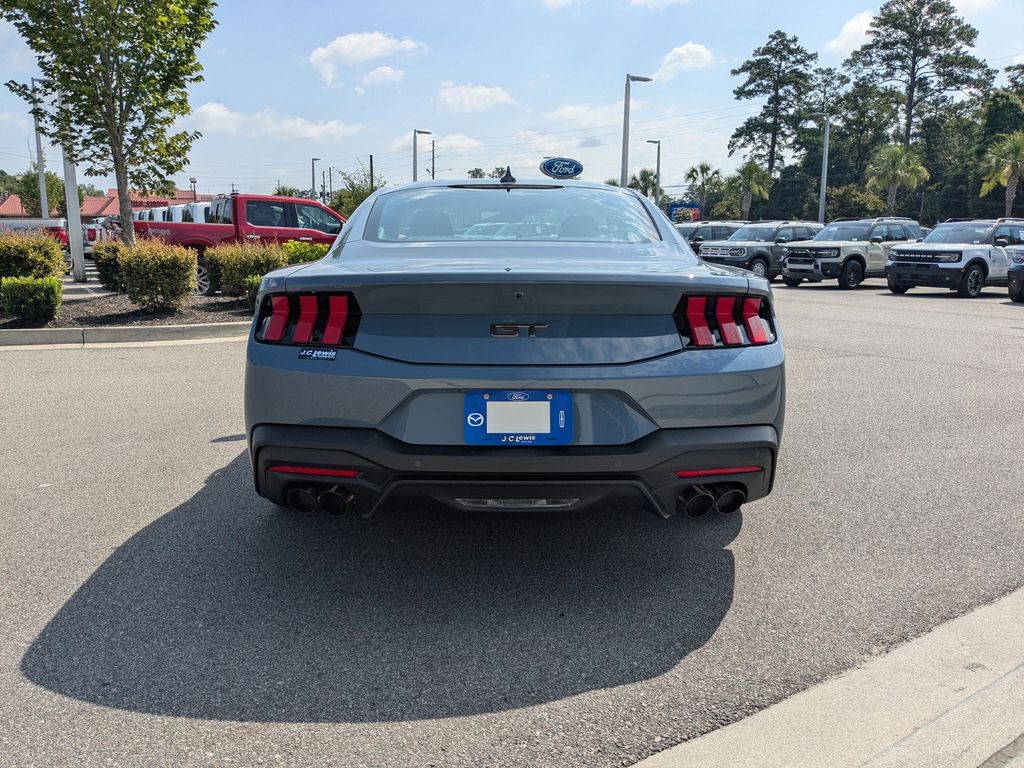 2025 Ford Mustang GT Fastback