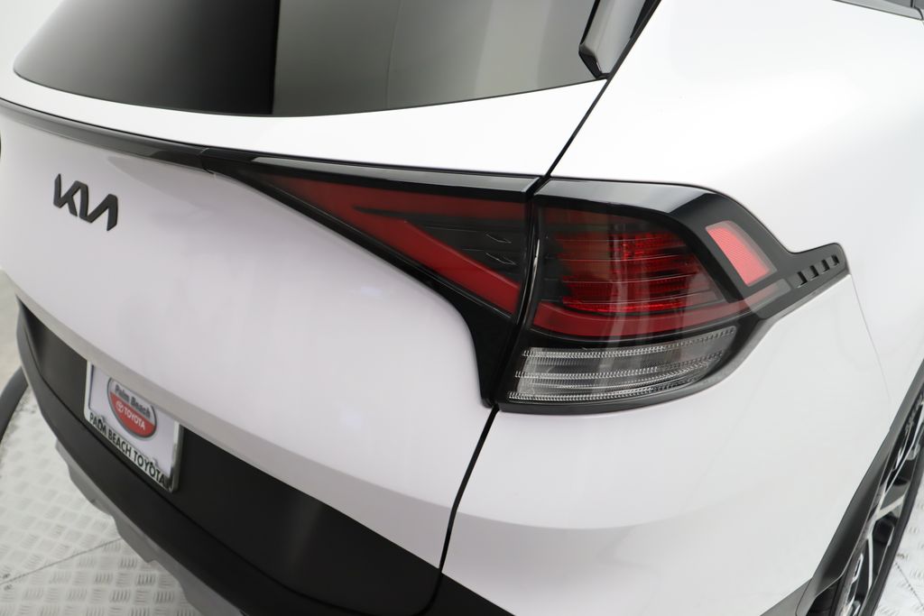2023 Kia Sportage EX 9