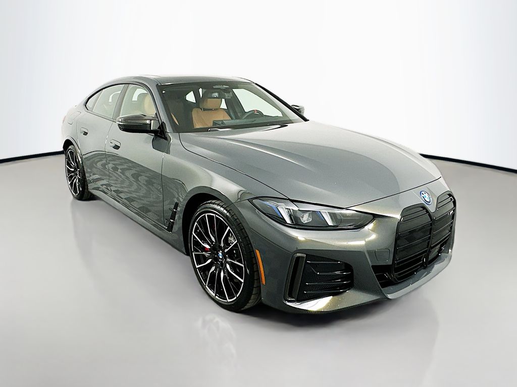 Thumbnail: 2025 BMW i4 - 3