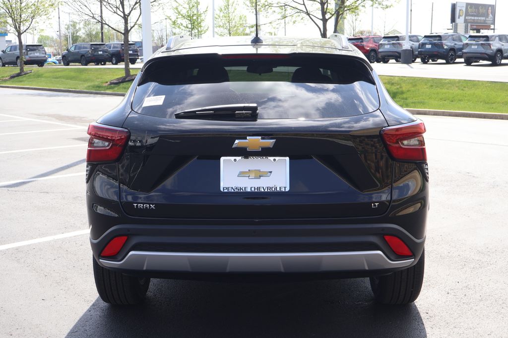 Thumbnail: 2026 Chevrolet Trax - 6