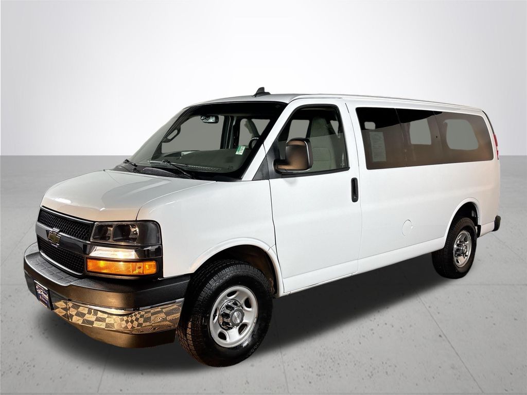 2018 Chevrolet Express 3500 LT