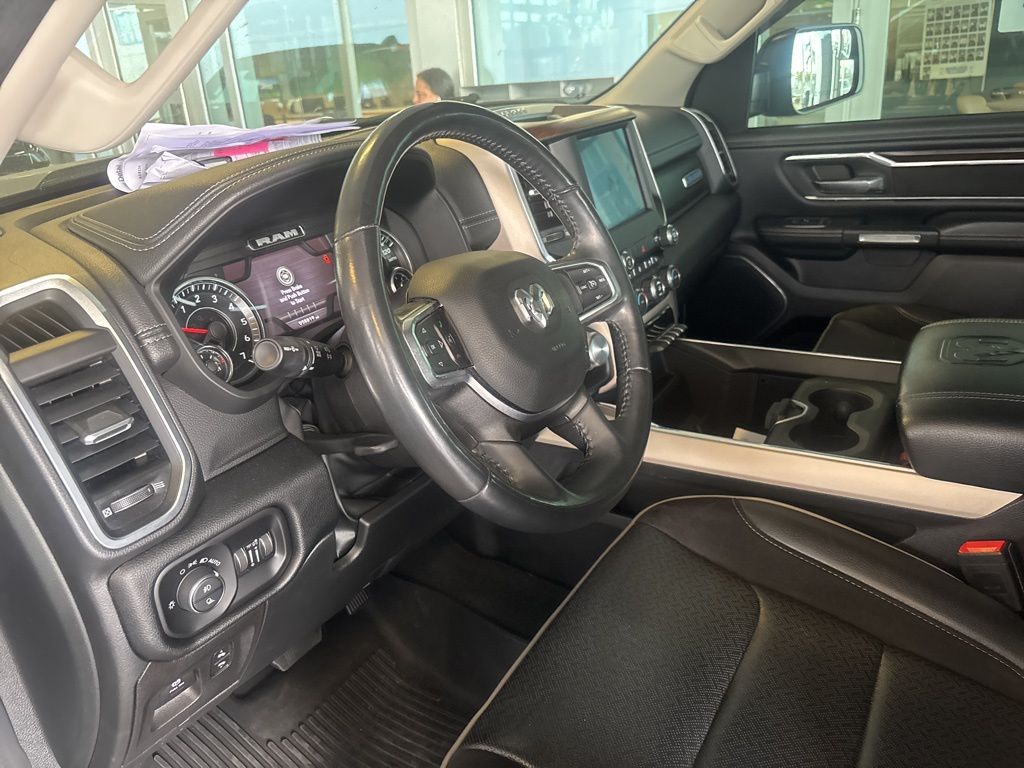 Used 2022 Billet Silver Metallic Clearcoat Ram Laramie image 5