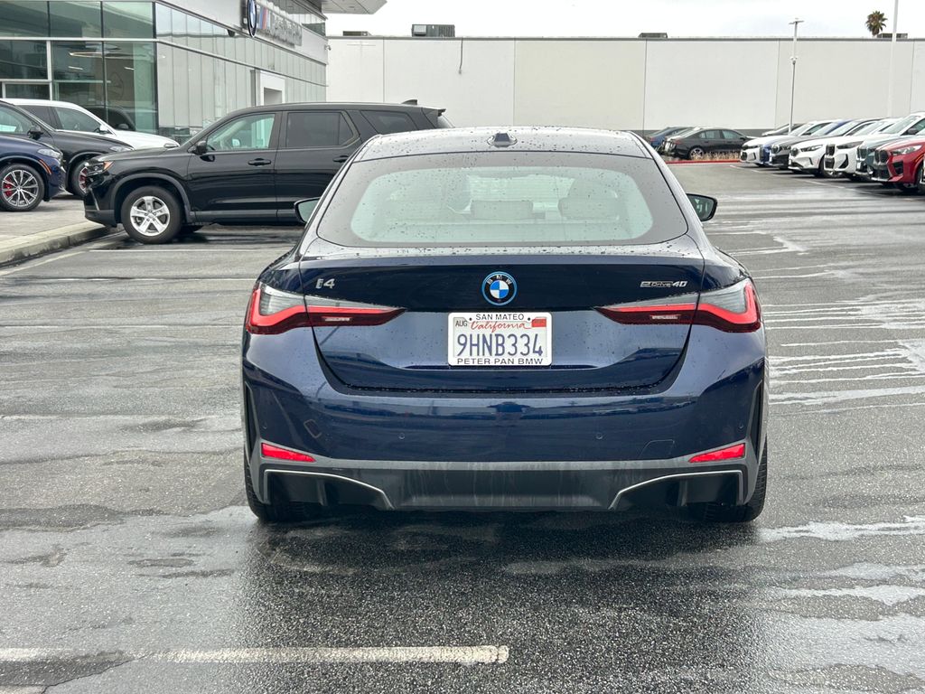 Thumbnail: 2023 BMW i4 - 4