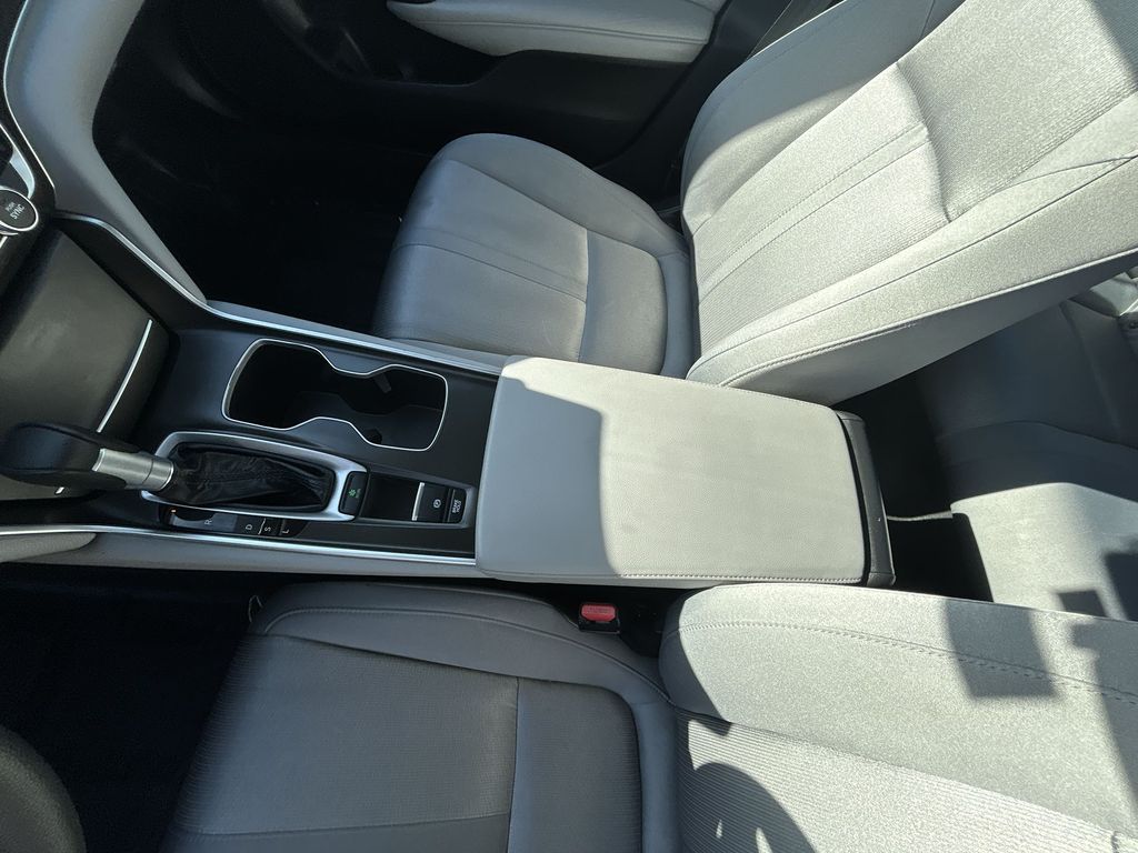 Thumbnail: 2020 Honda Accord - 20