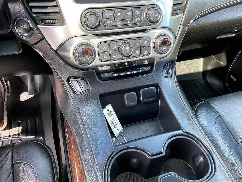 2017 Chevrolet Tahoe — photo 27