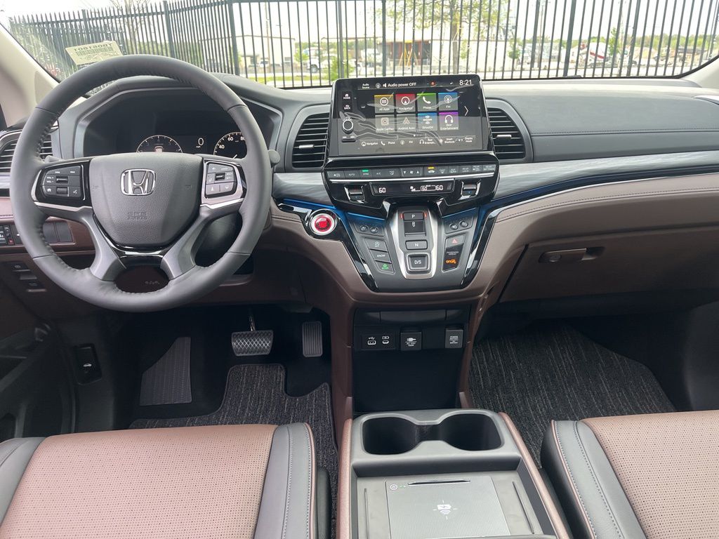 Thumbnail: 2026 Honda Odyssey - 9