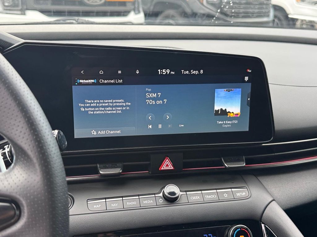 Used 2023 Cyber Gray Hyundai Base image 19