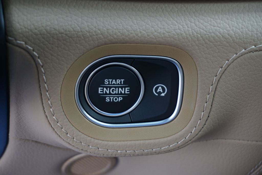 2025 Mercedes-Benz GLS 450 4MATIC 28