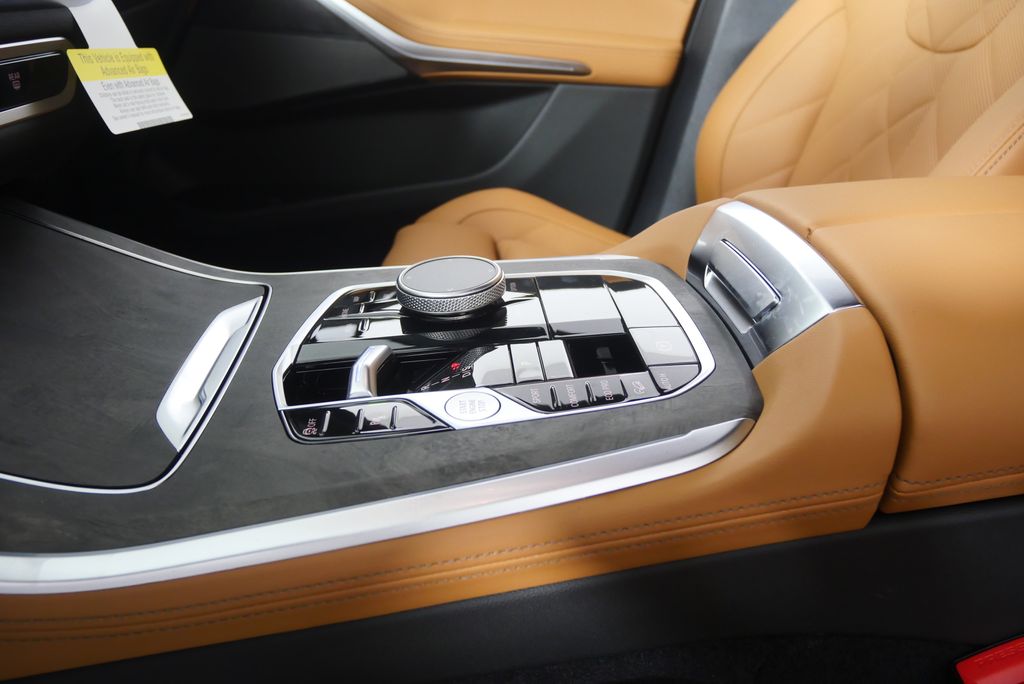 Thumbnail: 2026 BMW X5 - 20