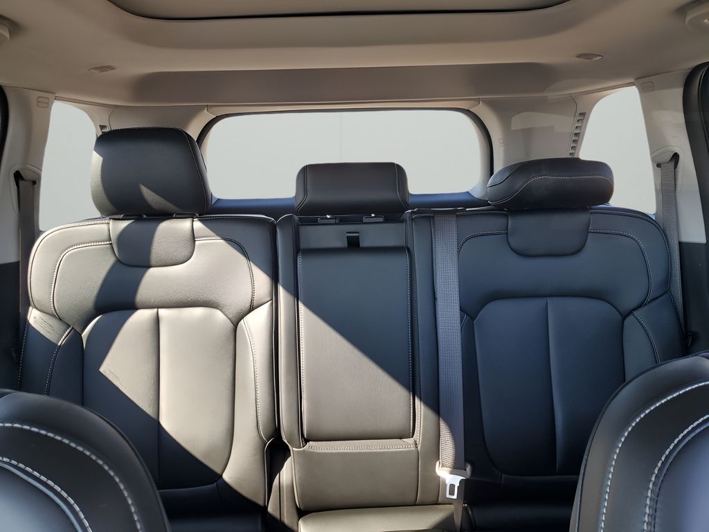 Used Car 2024 Jeep Grand Cherokee  Limited For Sale Under $35,000 In Austin, Texas