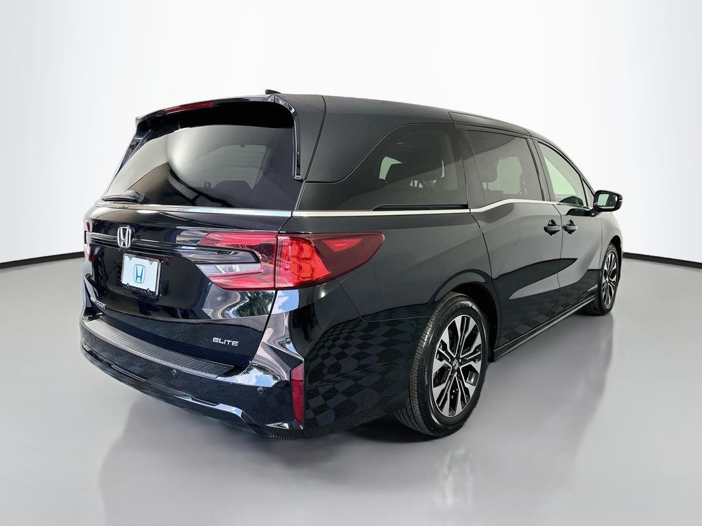 Thumbnail: 2026 Honda Odyssey - 5