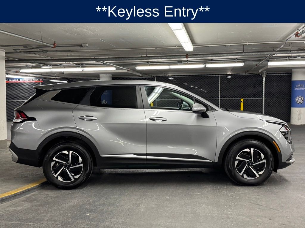 2023 Kia Sportage Hybrid LX 14