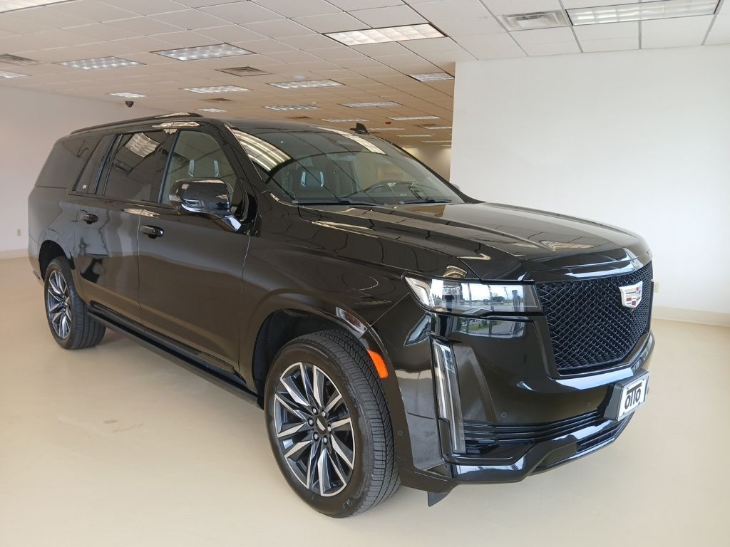 used 2022 Cadillac Escalade ESV car, priced at $73,450