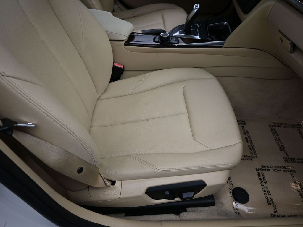 Used 2015 Alpine White BMW 328i image 38
