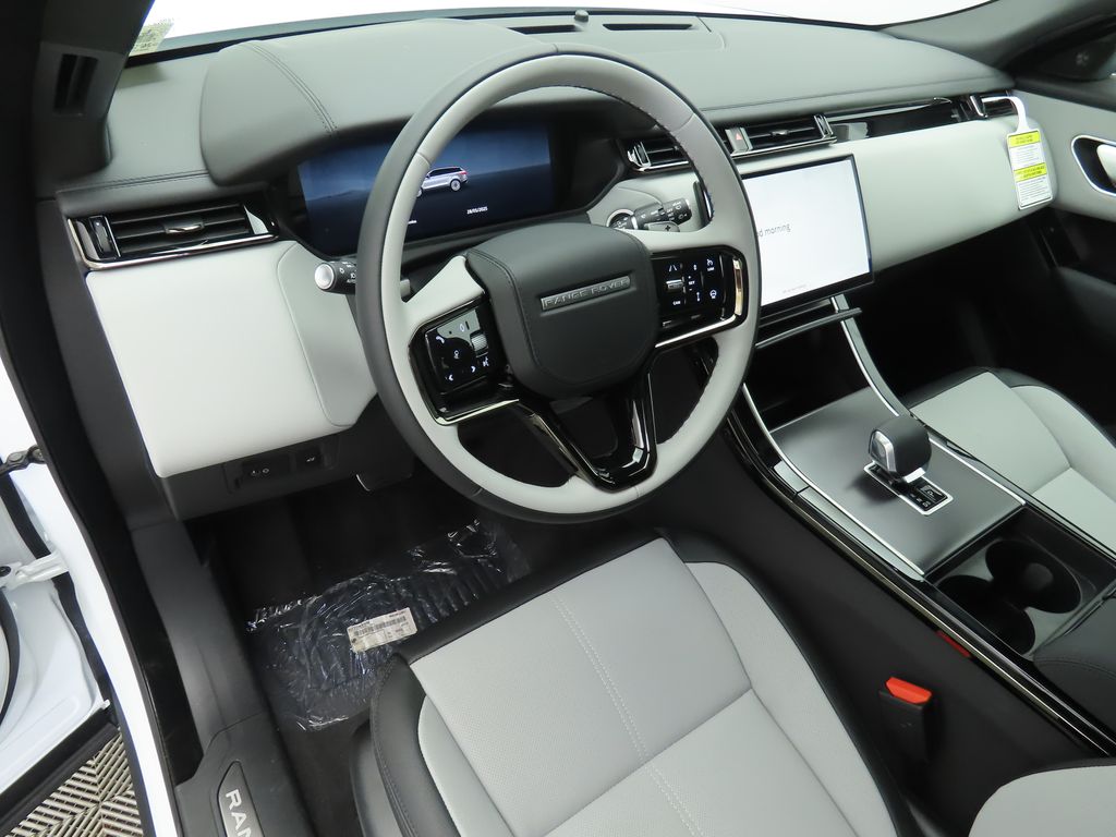2026 Land Rover Range Rover Velar Dynamic SE 9