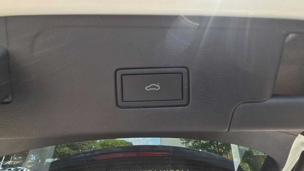 2025 Volkswagen Atlas Cross Sport