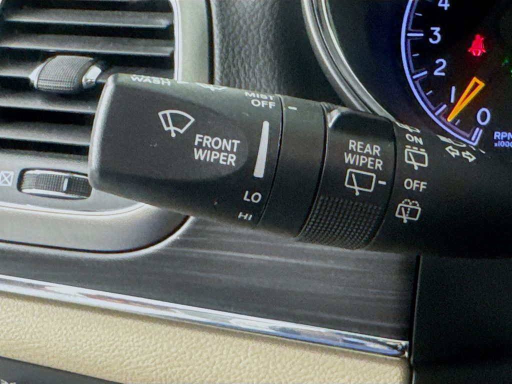 Used Car 2020 Jeep Grand Cherokee  Limited For Sale Under $25,000 In Austin, Texas