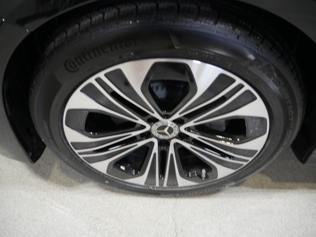 Thumbnail: 2026 Mercedes-Benz E-Class - 12