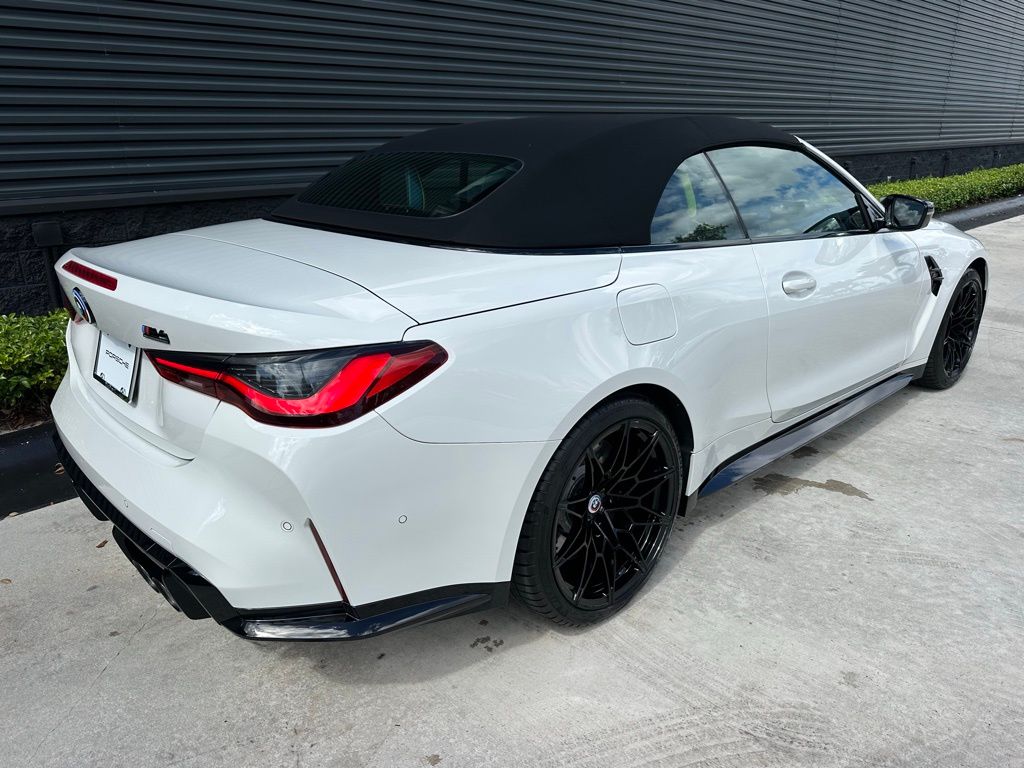 Thumbnail: 2023 BMW M4 - 9