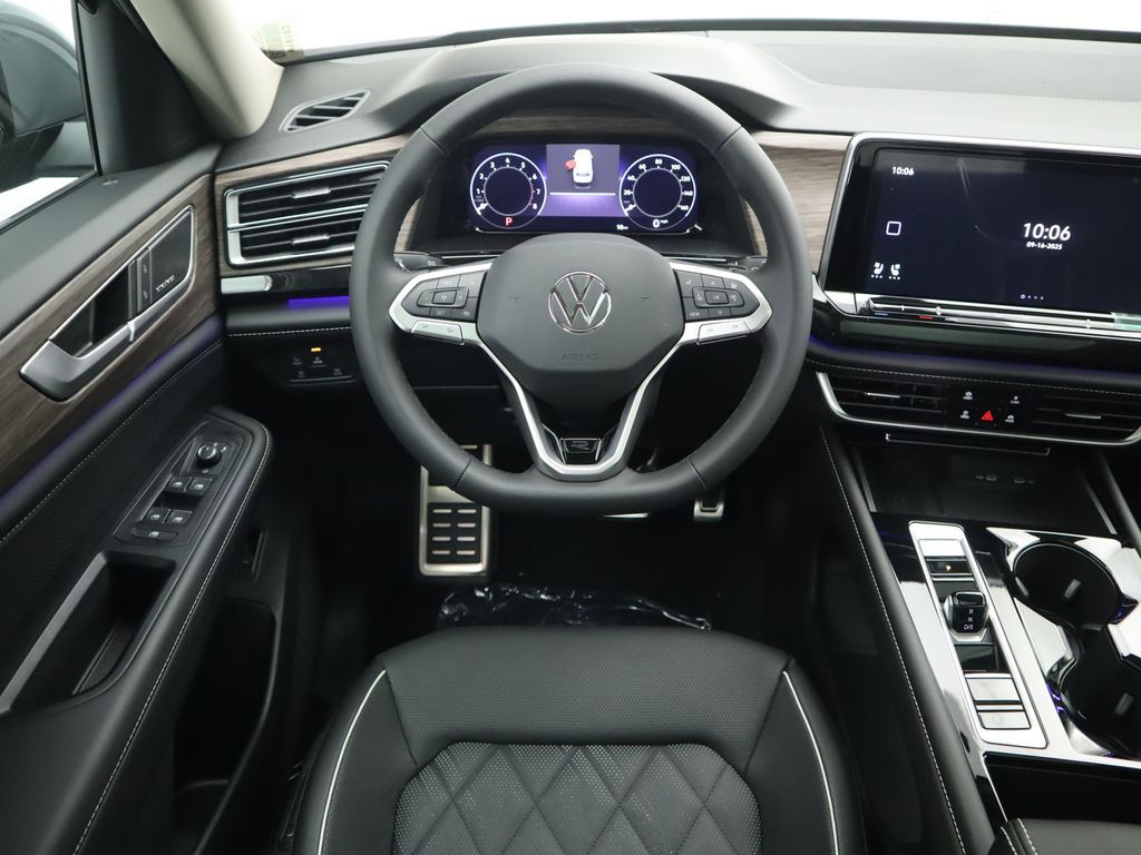 Thumbnail: 2026 Volkswagen Atlas - 10