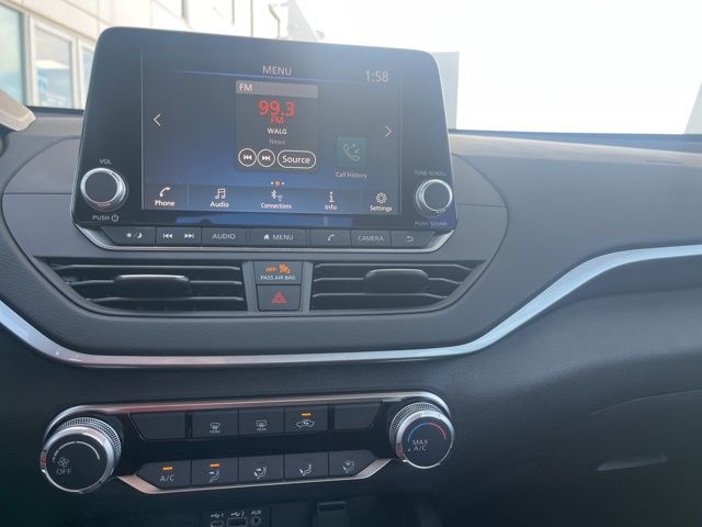 2025 Nissan Altima S - Photo 16