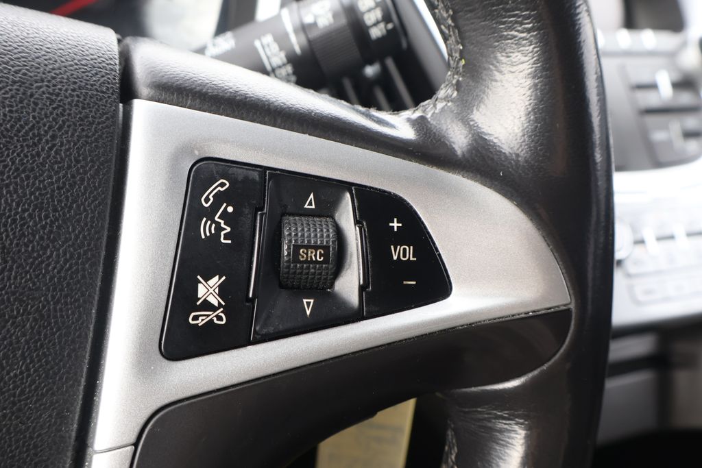 Thumbnail: 2012 Chevrolet Equinox - 17