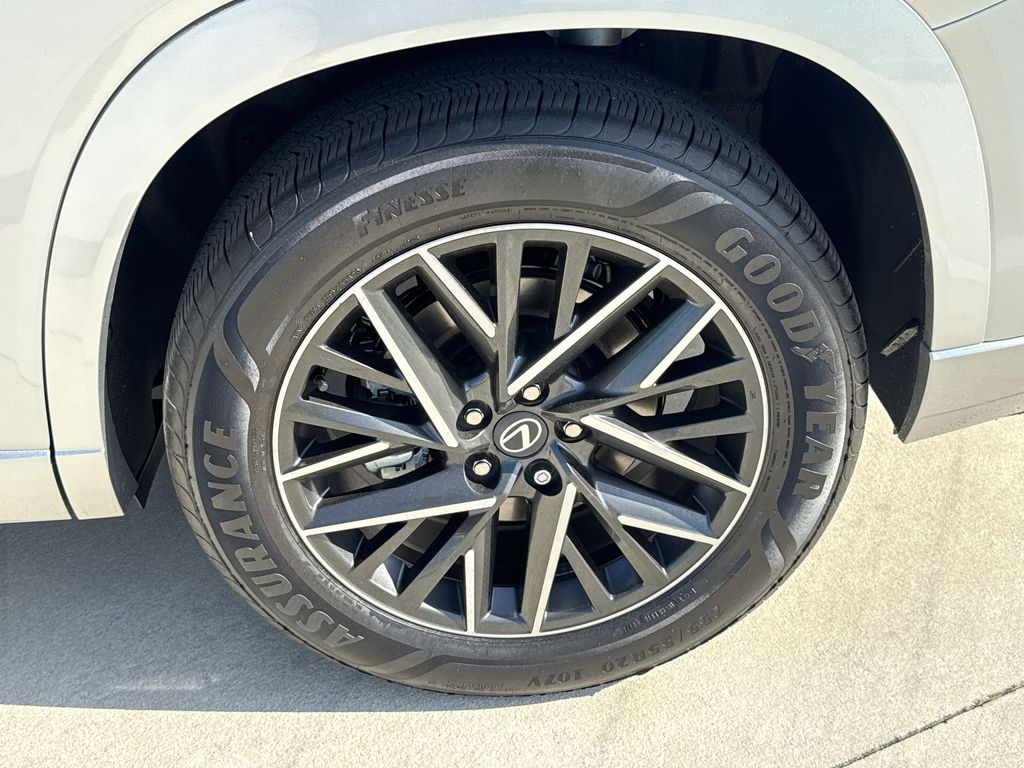 Thumbnail: 2026 Lexus TX - 31