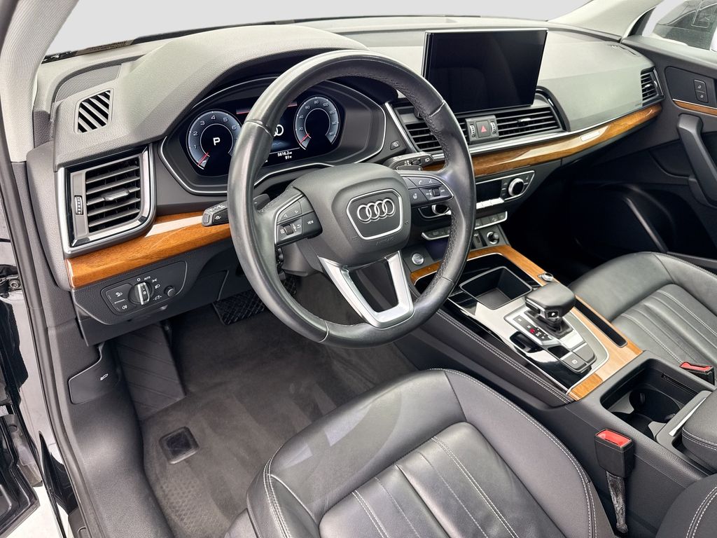 Thumbnail: 2022 Audi Q5 - 9