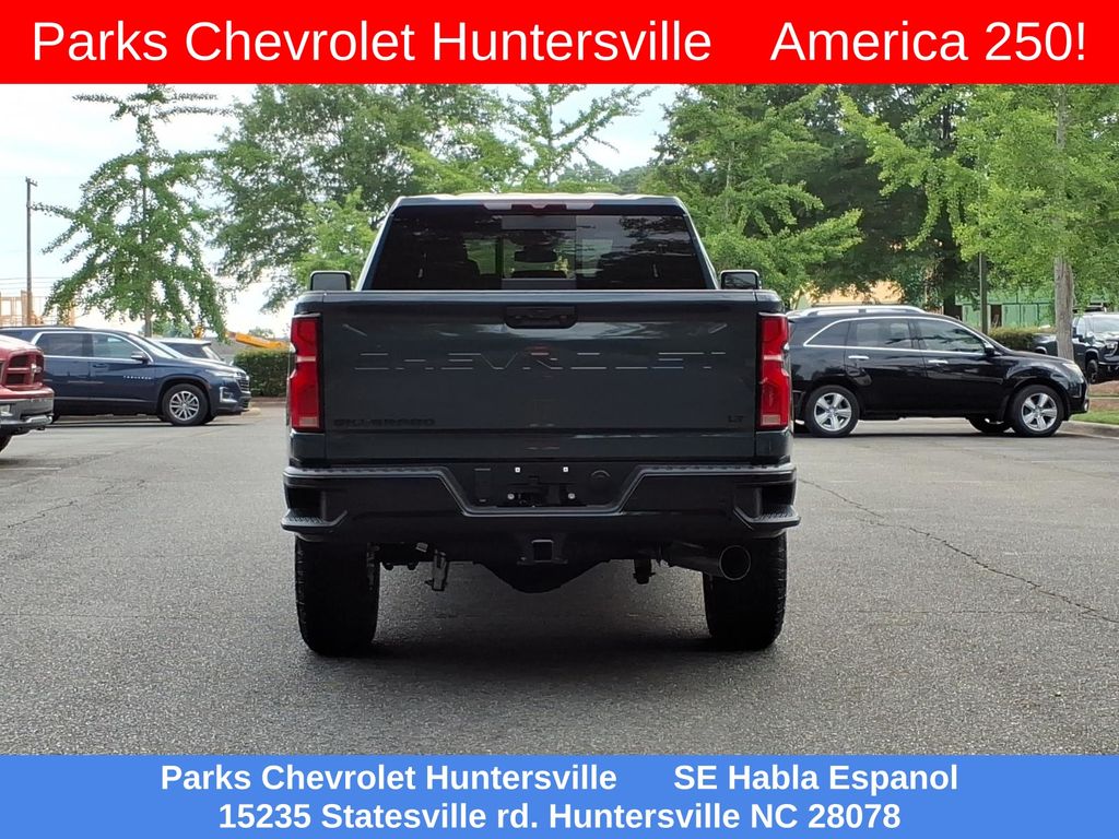 ChevroletSilverado 2500HD30