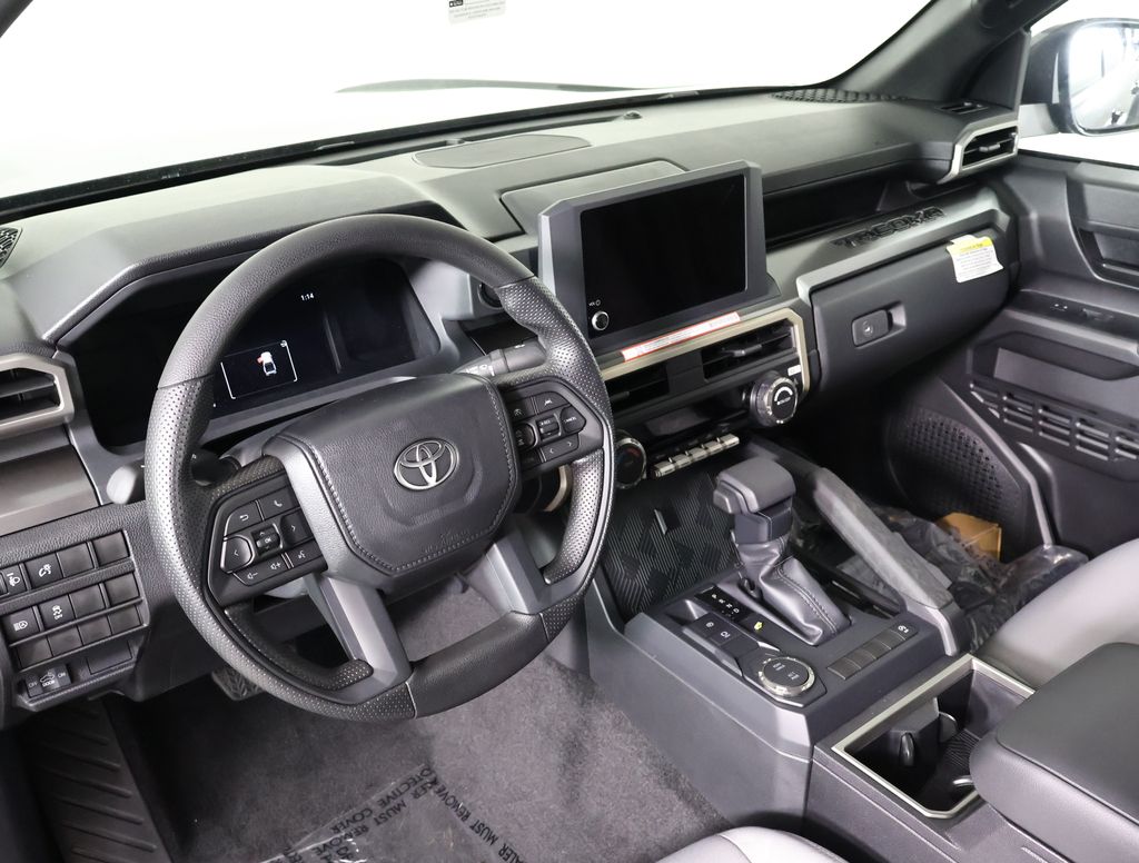 2025 Toyota Tacoma SR5 Double Cab photo 7