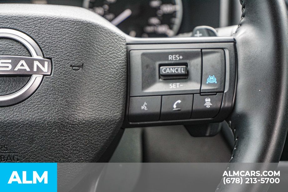 Used 2025 Gray Nissan SV image 29