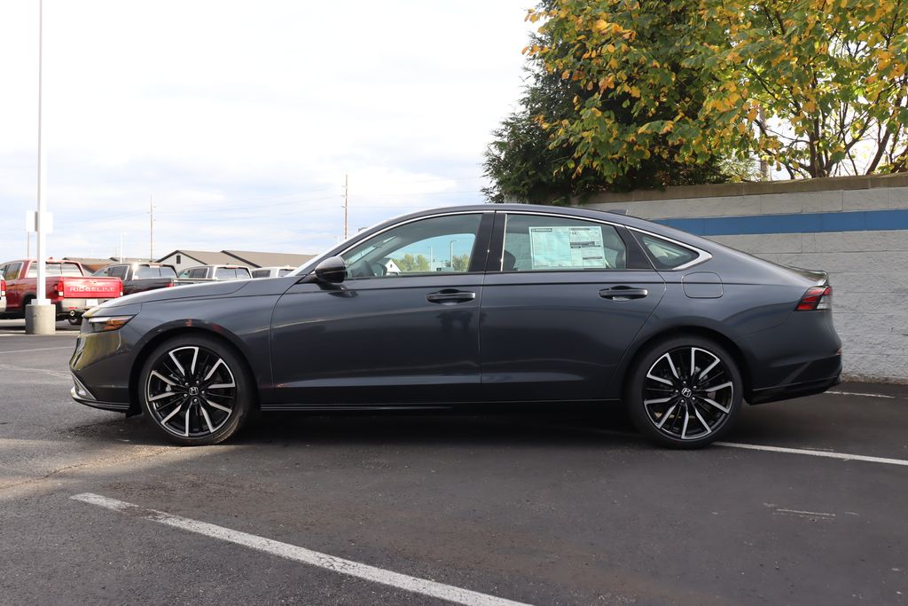 2025 Honda Accord Touring 2