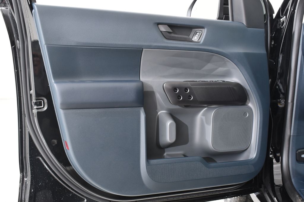 New 2026 Black Ford XLT Hybrid image 23