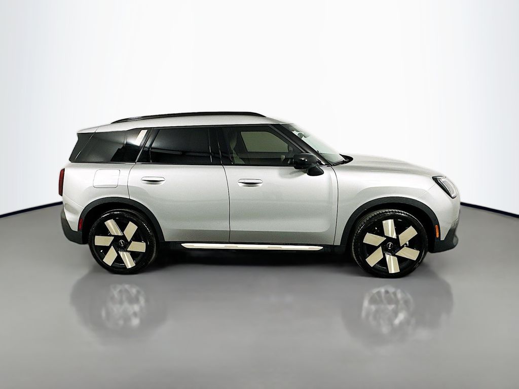 2025 MINI Cooper Countryman Base 4