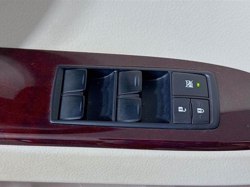 Thumbnail: 2014 Lexus GX - 18