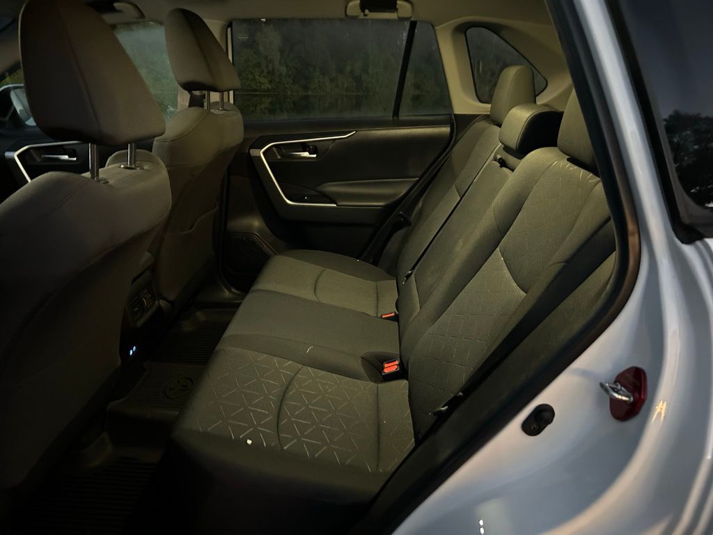 Thumbnail: 2022 Toyota RAV4 - 13