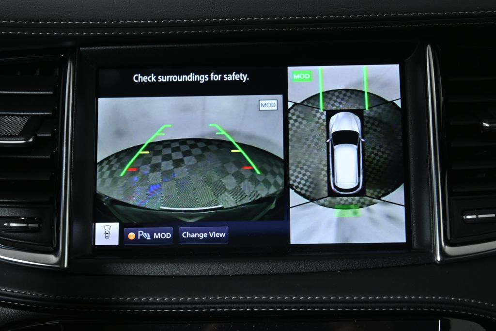 Thumbnail: 2025 INFINITI QX50 - 15