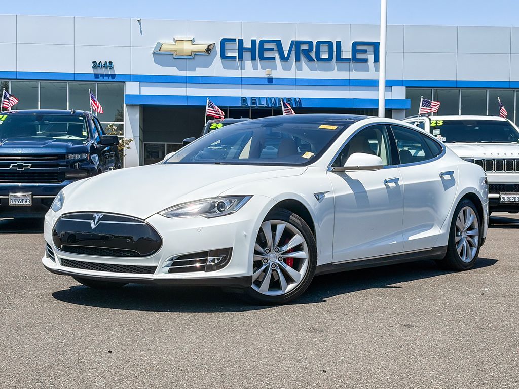 Gray 2014 Tesla Model S Sedan Rear-Wheel Drive 1-Speed Automatic