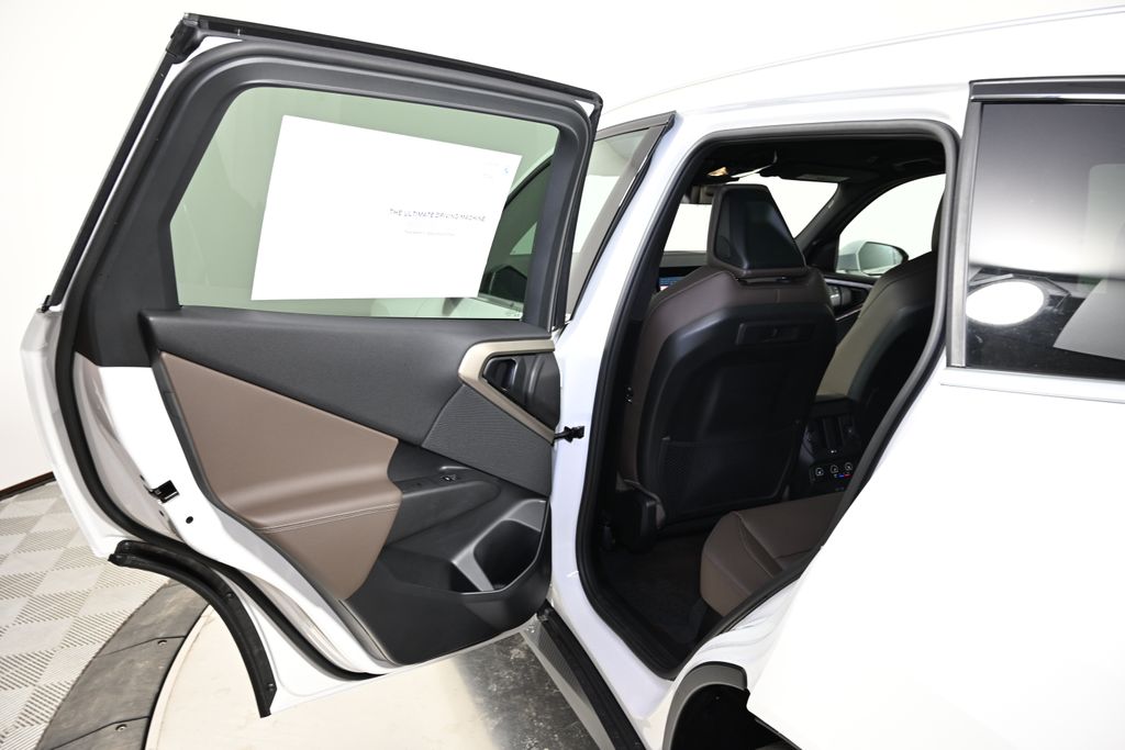 Thumbnail: 2025 BMW X3 - 23