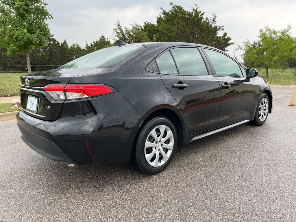 2023 Toyota Corolla LE 4