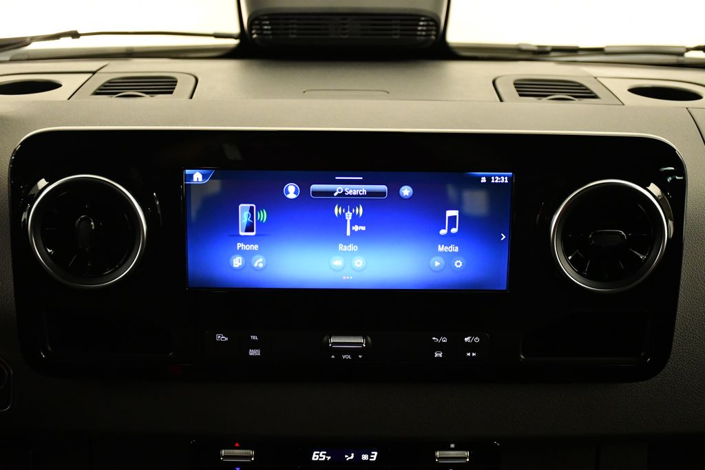 Thumbnail: 2025 Mercedes-Benz Sprinter - 17