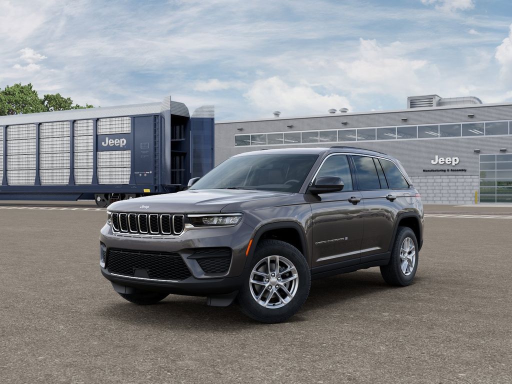 Baltic Gray Metallic Clearcoat 2026 Jeep Grand Cherokee SUV / Crossover 4X2 8-Speed Automatic