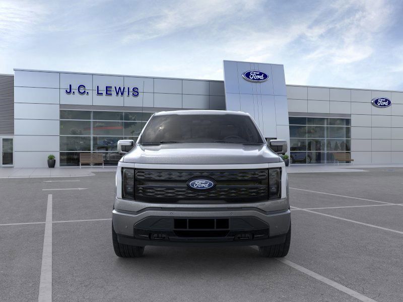 2025 Ford F-150 Lightning Platinum