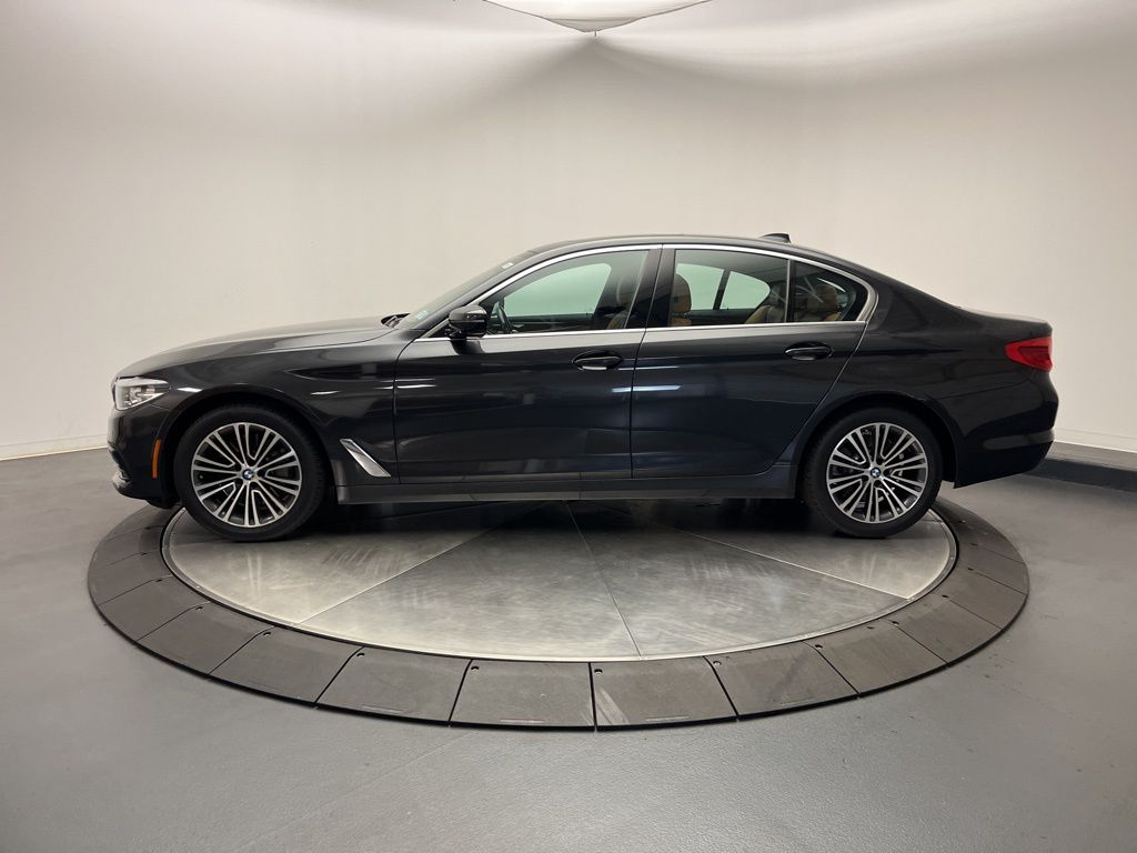 Thumbnail: 2019 BMW 5 Series - 4