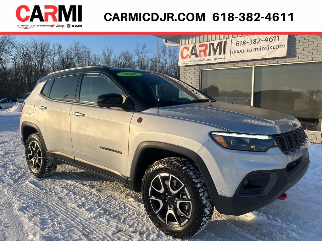 Silver Zynith Metallic Clearcoat 2025 Jeep Compass SUV / Crossover Four-Wheel Drive 8-Speed Automatic