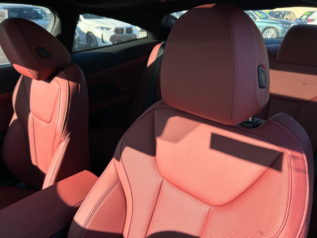 Thumbnail: 2026 BMW 4 Series - 14